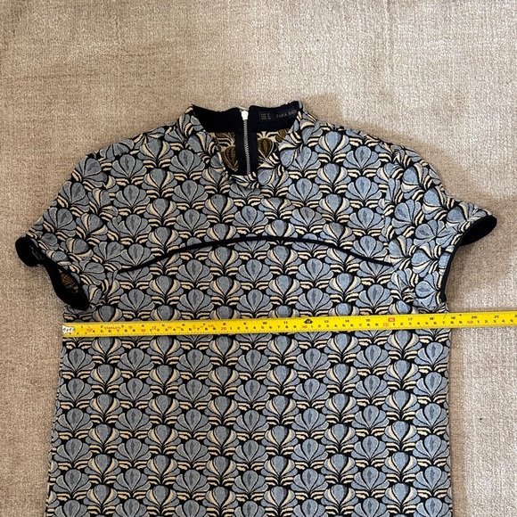 Patterned Dress - Picture 2 of 3